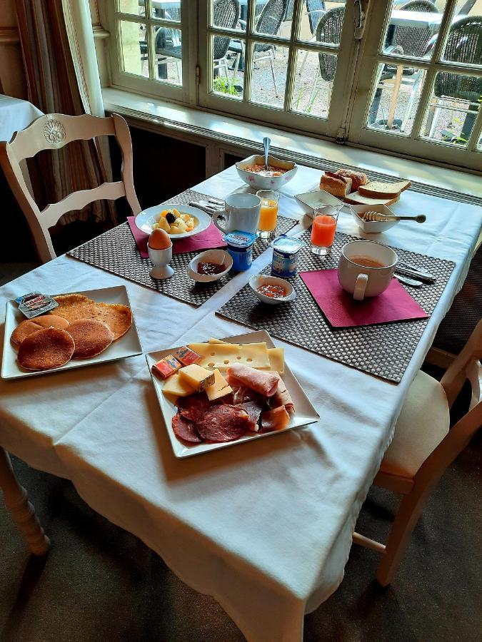 Logis Hotels - Hotel Et Restaurant Le Lion D'Or Gramat Ngoại thất bức ảnh