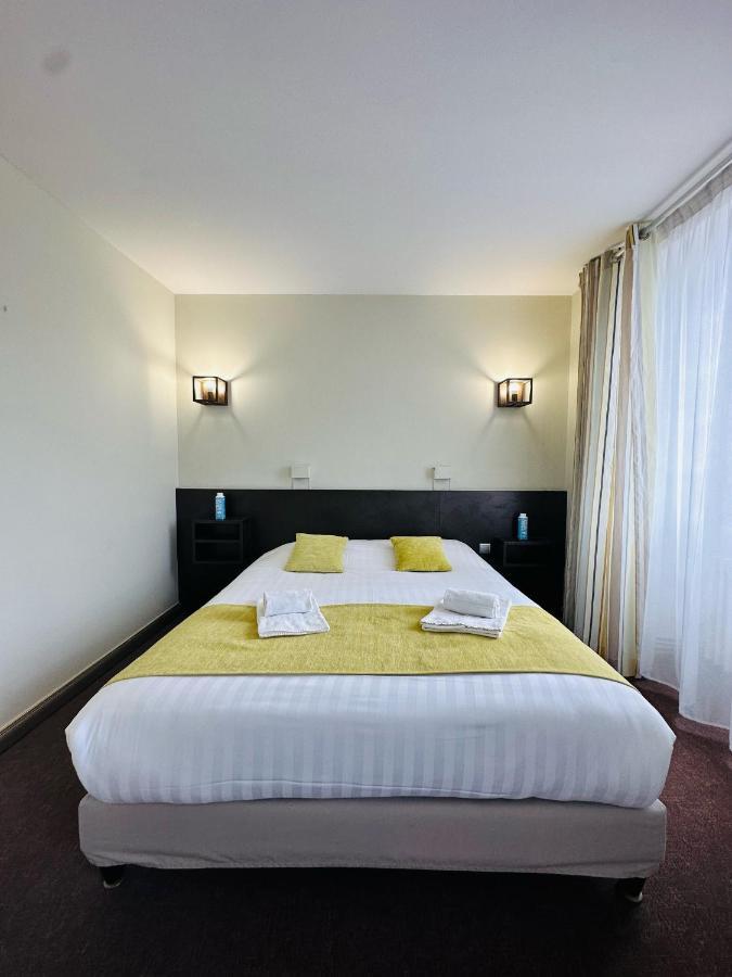 Logis Hotels - Hotel Et Restaurant Le Lion D'Or Gramat Ngoại thất bức ảnh