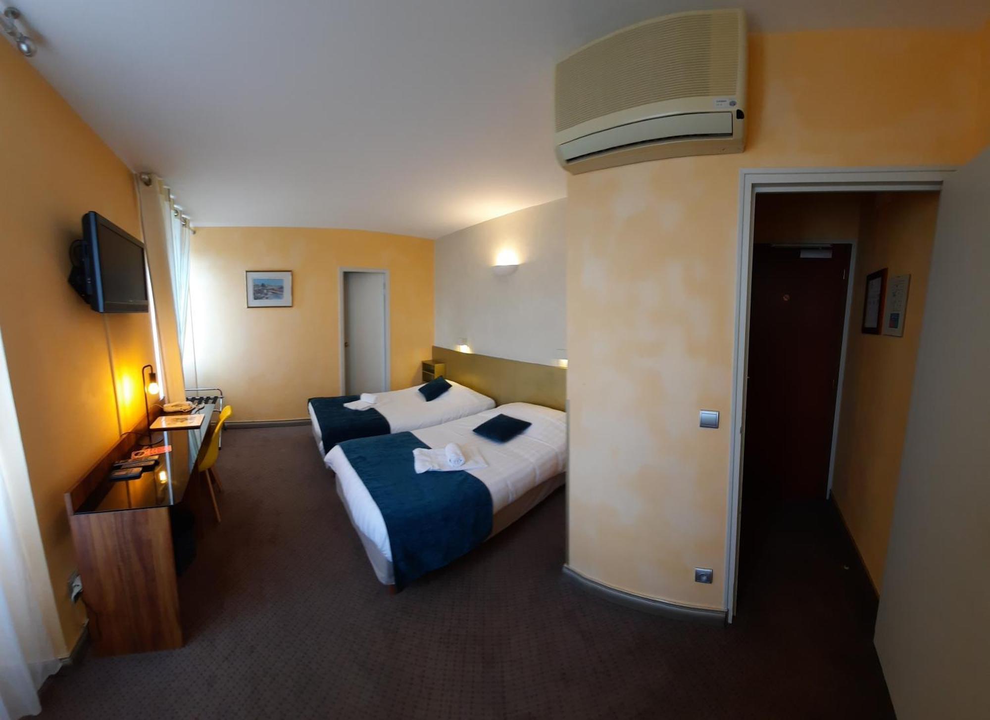 Logis Hotels - Hotel Et Restaurant Le Lion D'Or Gramat Ngoại thất bức ảnh